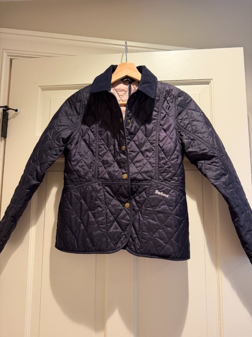 Girls Barbour diamond-quilted jacket